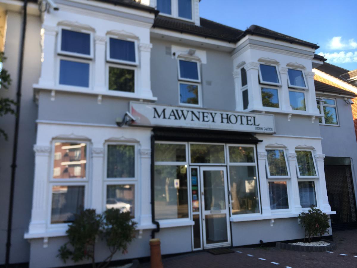 The Mawney Hotel รอมฟอร์ด ภายนอก รูปภาพ